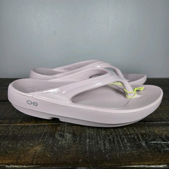 NEW Oofos Oolala Luxe Womens Size 6 Recovery Slip-On Flip Flop Sandals Pink - Picture 1 of 12